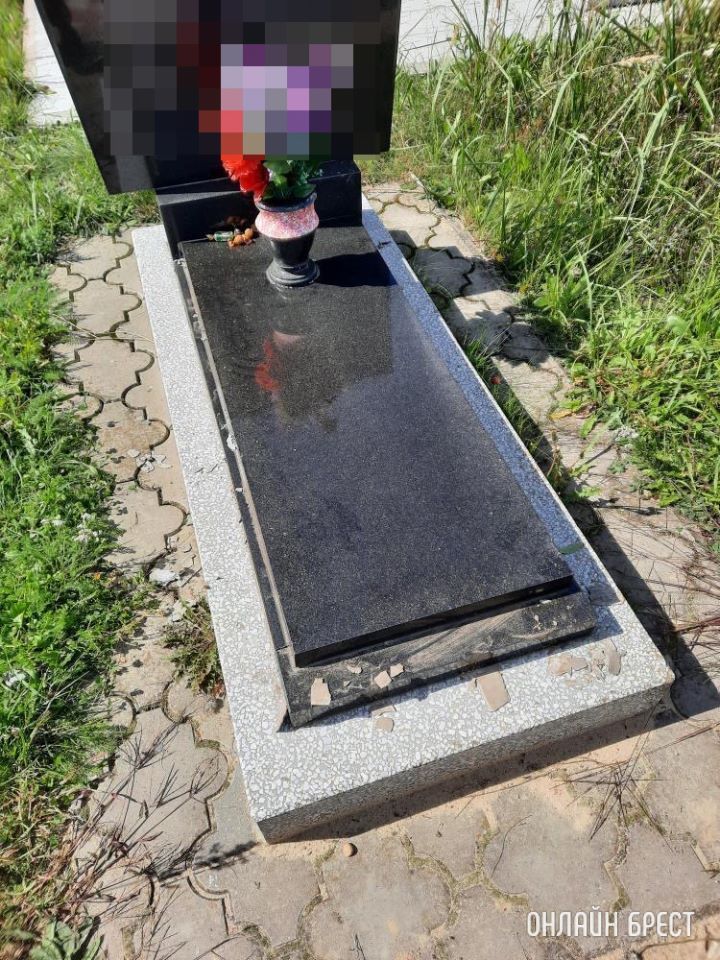 Вандализм в Бресте на Плоске?