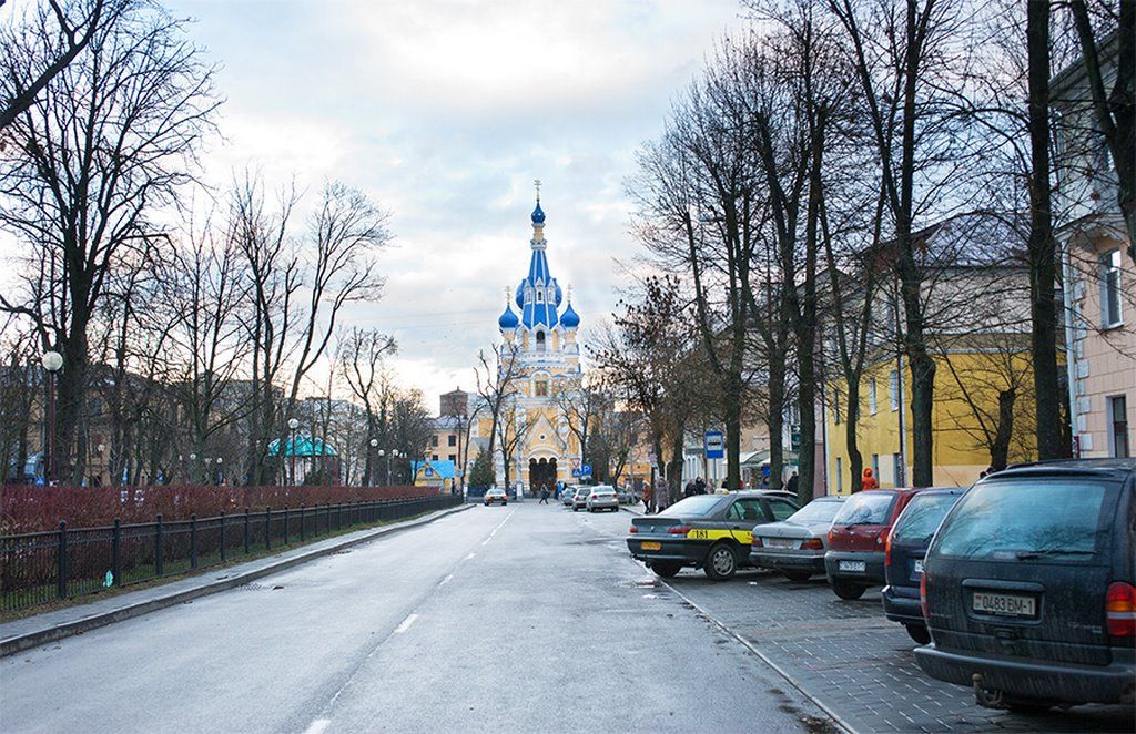 Как было раньше: вид на Свято-Николаевскую Братскую церковь