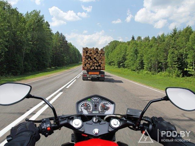 Разрешено ли Вам выполнить обгон в показанной ситуации? Варианты ответов