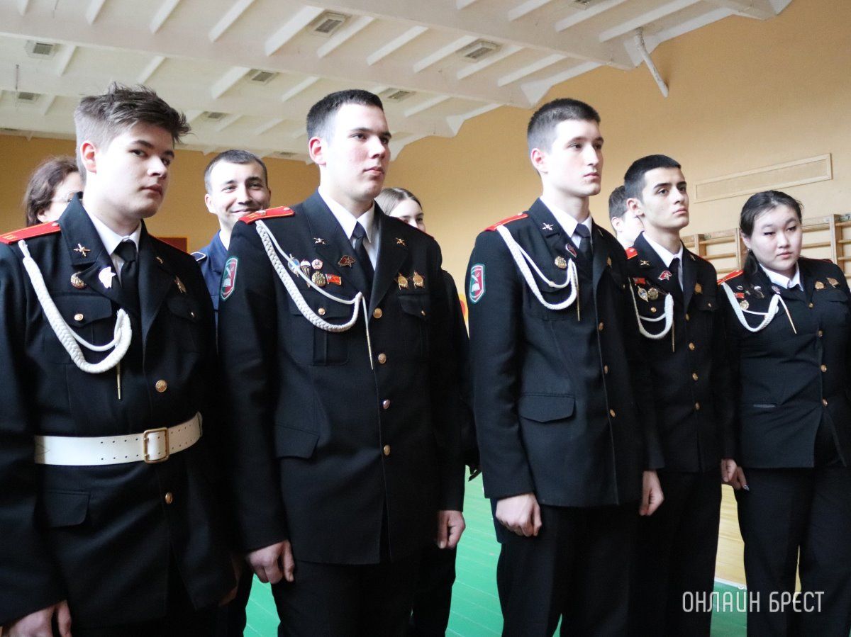 Читатель: Кадеты Москвы побывали в гостях у кадетов 28-ой школы г. Бреста и приняли участие в дружеских соревнованиях