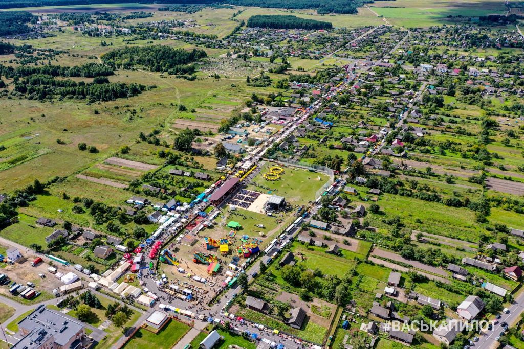 Брестская область. «Дожинки 2021» в Логишине с высоты