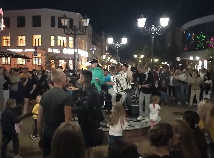 Ребята молодцы! Вечер на Советской в Бресте