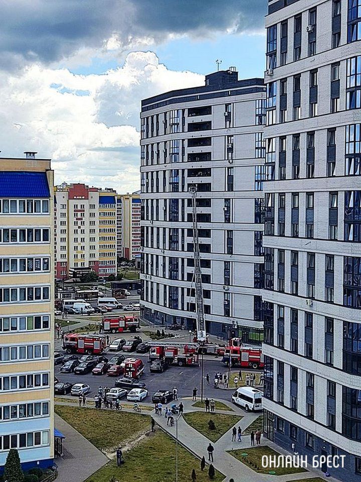 Читатель: Учения МЧС на улице Махновича в Бресте