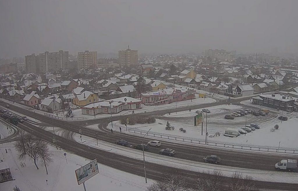 Читатель: Как вам такая весна? Брест засыпало снегом