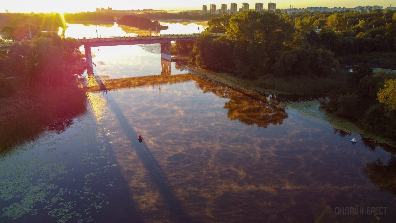 Читатель: Посмотрите, какой красивый рассвет был сегодня в Бресте