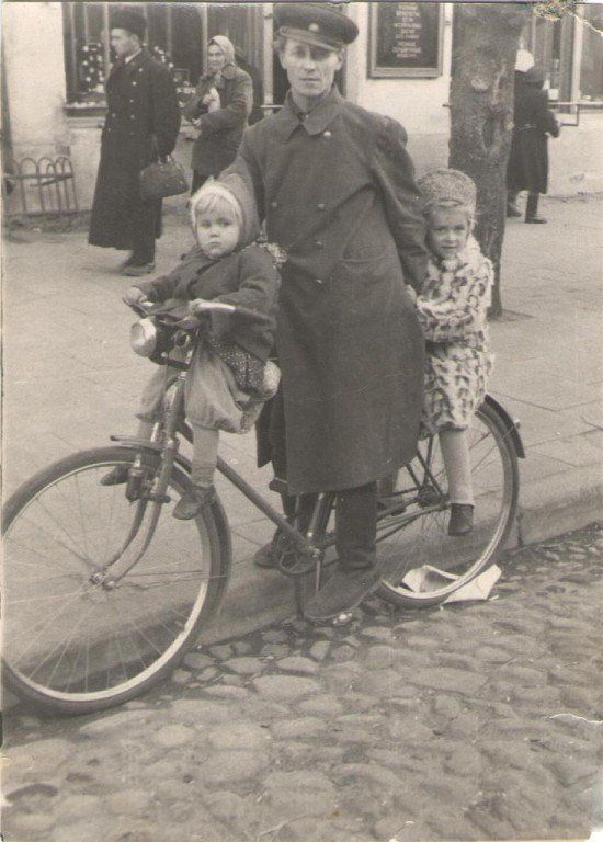 Брест, ул. Советская, около бывшего магазина «Мелодия», 1951 г.