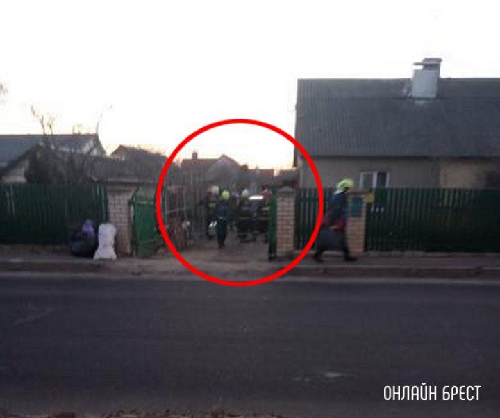 Читатель: Вчера в Бресте на Речице загорелась машина