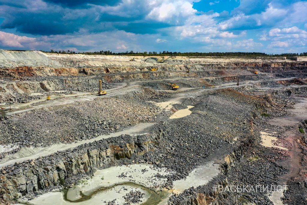 Самый большой гранитный карьер в Европе находится в Брестской области