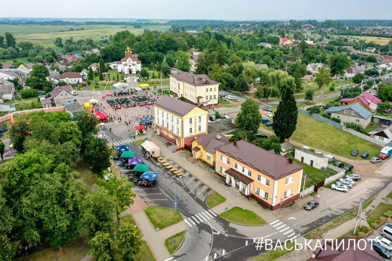 Каменецкий район. Высокое отмечает День города. Фото и видео с высоты