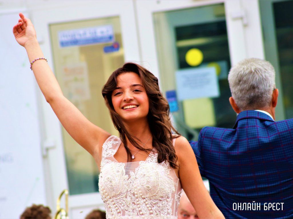 Читатель: Эмоции и настроение на «Балу на Советской»