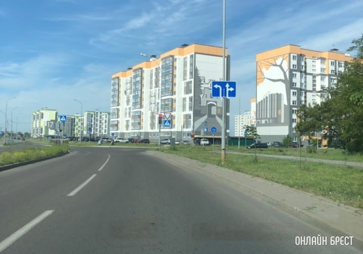 Брест, перекрёсток улиц Екельчика и Грюнвальдской. Давным-давно уже изменено направление полос