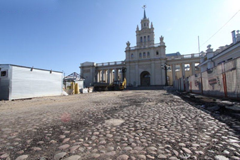 Читатель: Когда-то здесь была такая дорога. Брест, железнодорожный вокзал