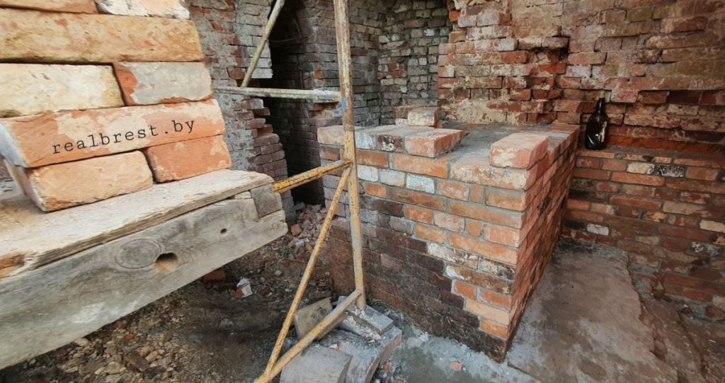 В Брестской крепости продолжается реставрация Южных ворот