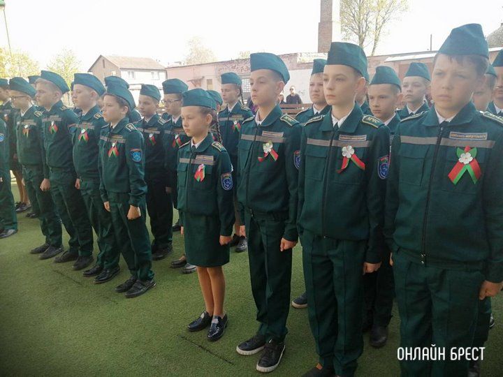 Накануне Дня Победы мы чаще, чем обычно, вспоминаем героев прошедшей войны и стараемся снова и снова доказать, что они не зря сражались за мирное будущее своих потомков