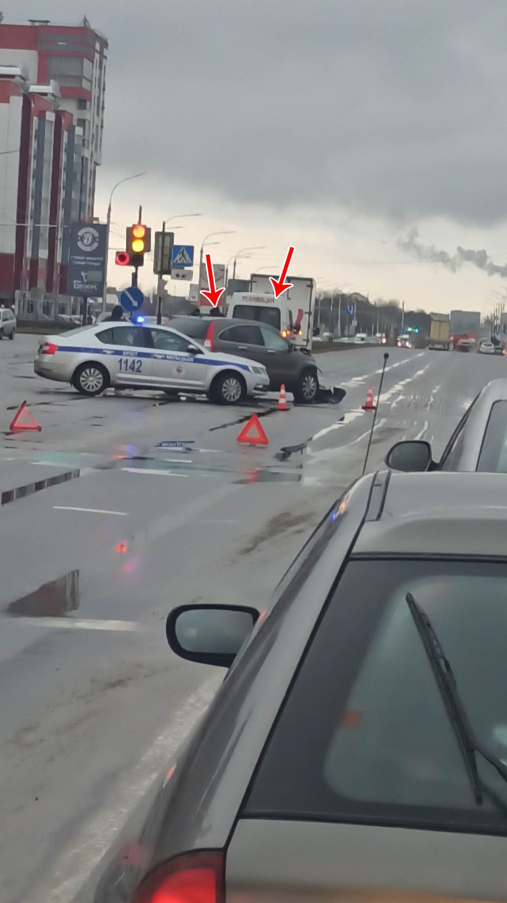 Читатель: В Бресте скорая помощь попала в ДТП