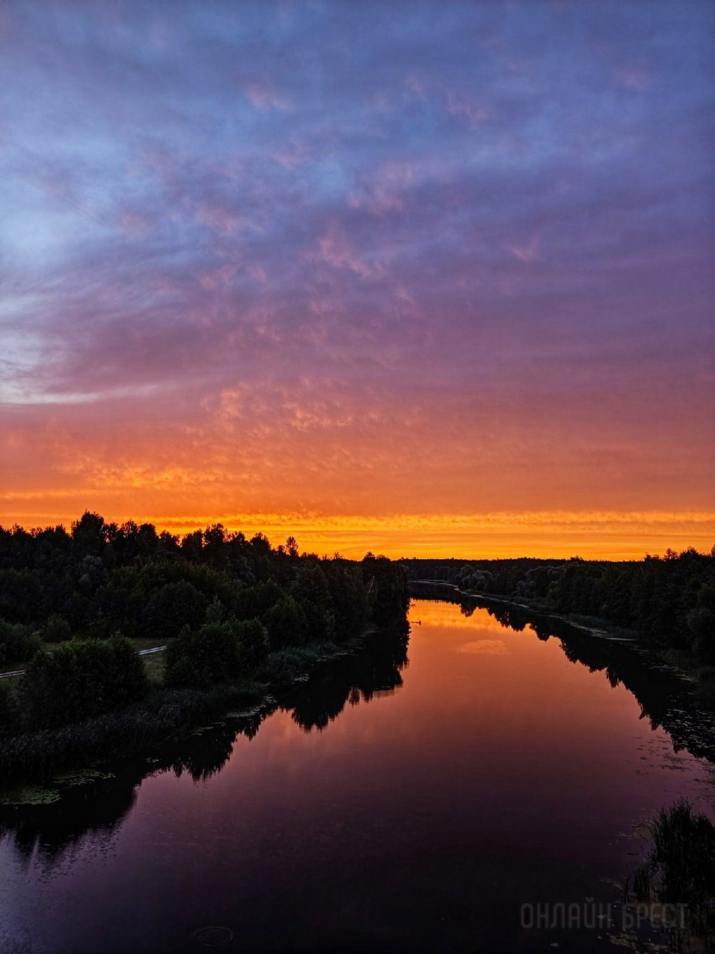 Читатель: Было очень красиво! Сегодняшний рассвет в городе-спутнике Бреста