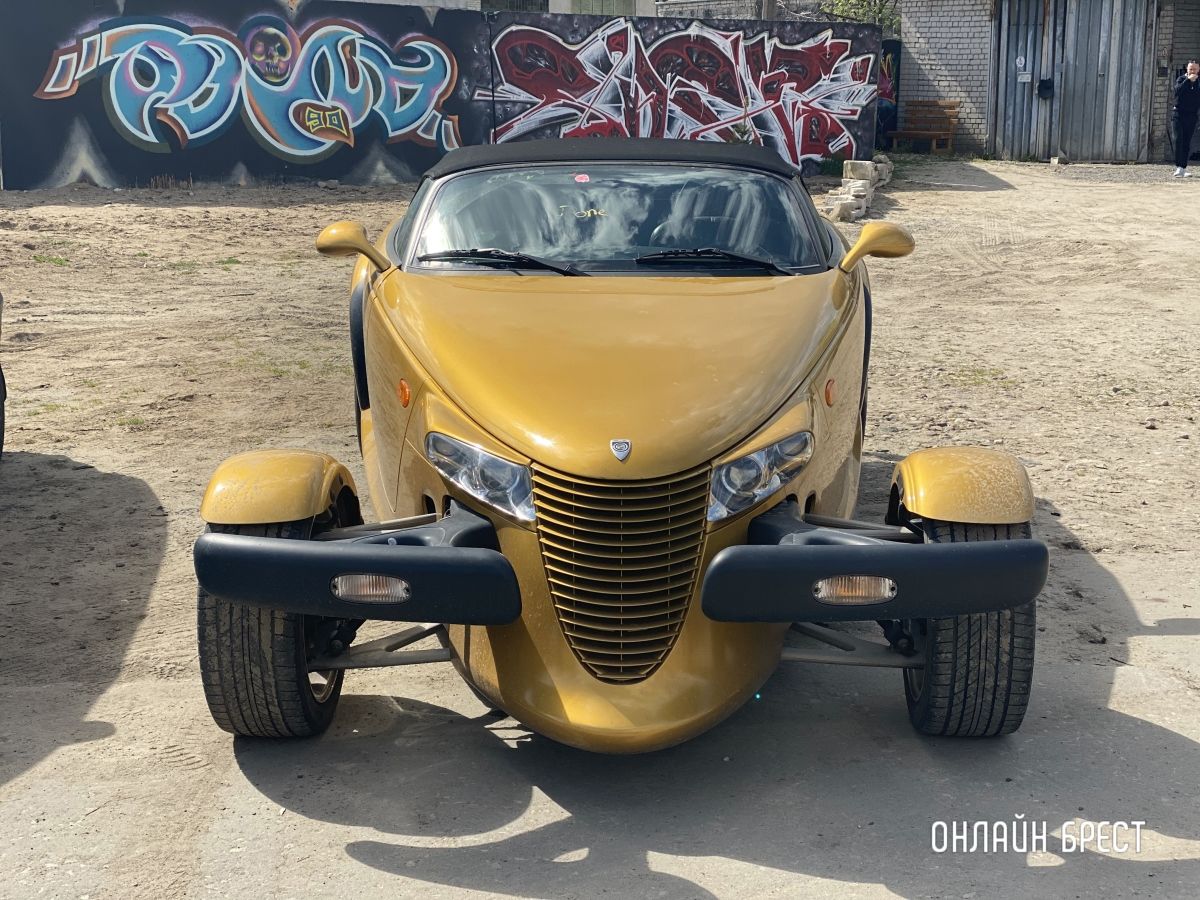 Читатель: Посмотрите, какой интересный автомобиль замечен в Бресте
