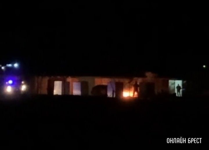 Читатель: Недалеко от Бреста (агрогородок Ленинский) горел автомобиль