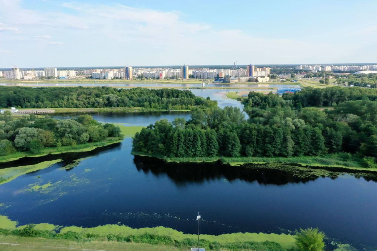 Площадка у Ледового дворца в Бресте с высоты