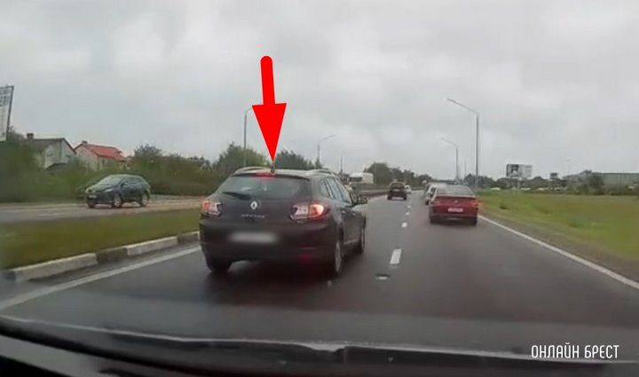 Читатель: Вот такое происходит на дорогах Бреста