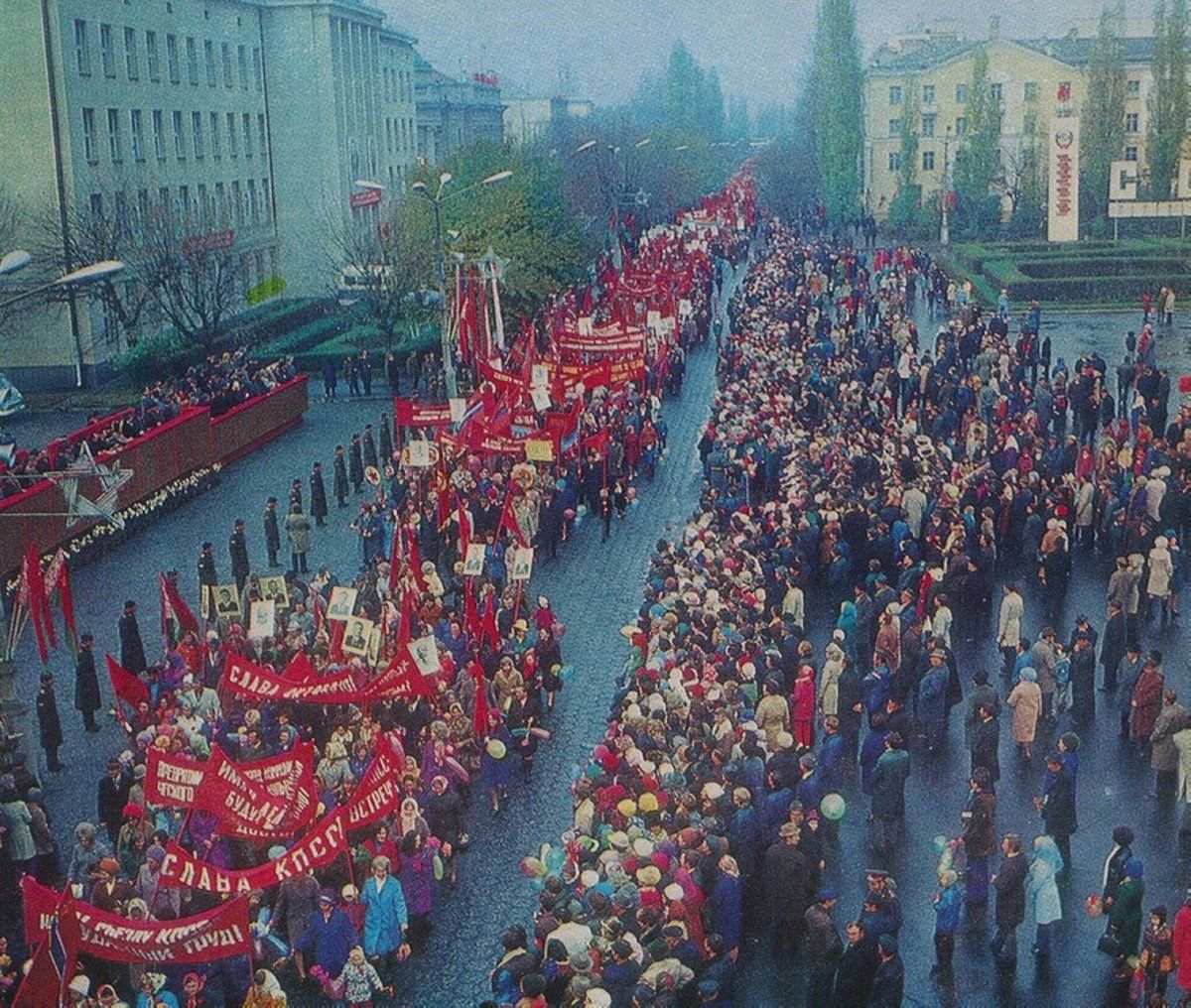 Читатель: Интересные старые фотографии Бреста. Площадь Ленина и Брестская крепость