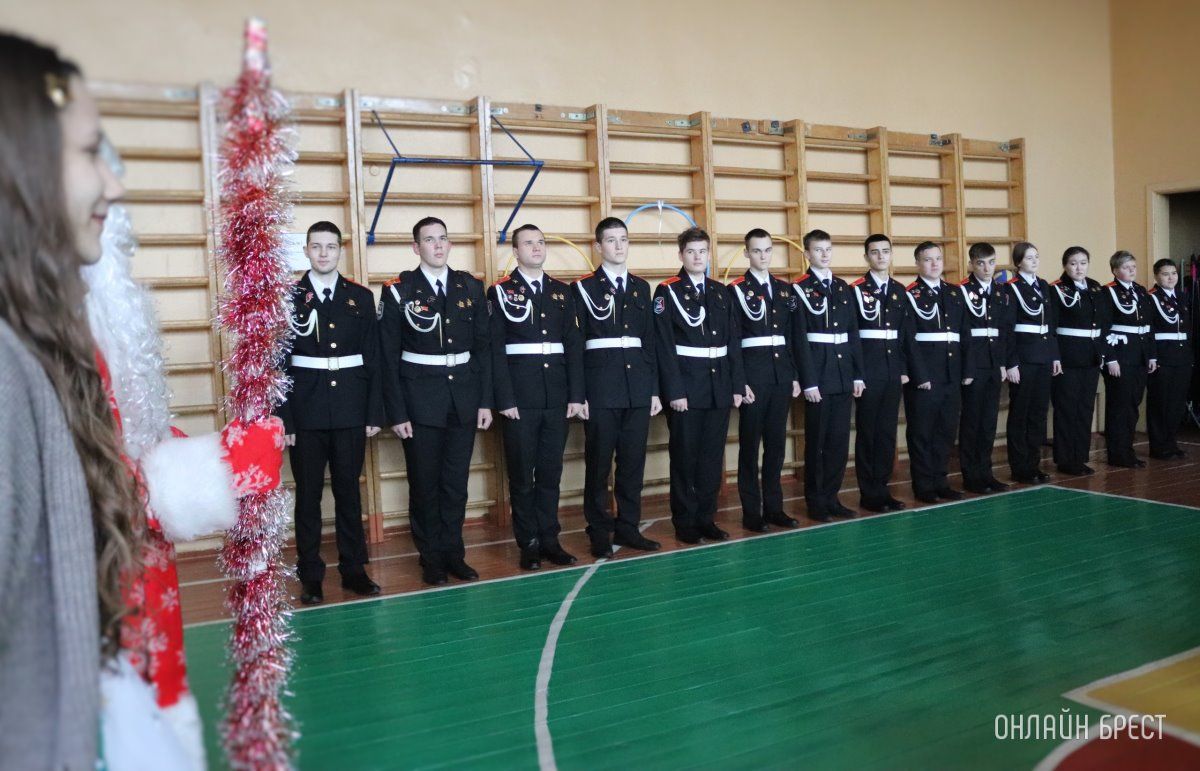 Читатель: Кадеты Москвы побывали в гостях у кадетов 28-ой школы г. Бреста и приняли участие в дружеских соревнованиях