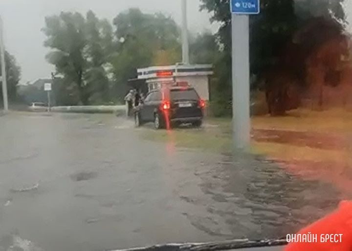 Брест, Южный. Город немного поплыл