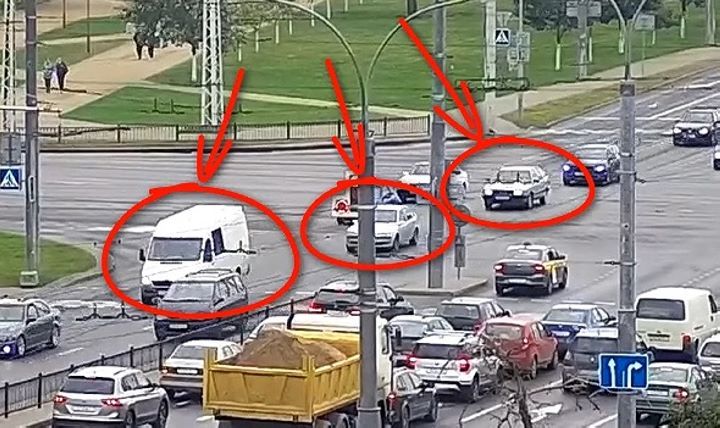 В Бресте на Пионерской в ДТП попали три авто