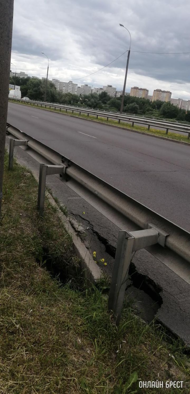 Мост между Ковалевкой и Вулькой, Варшавское шоссе