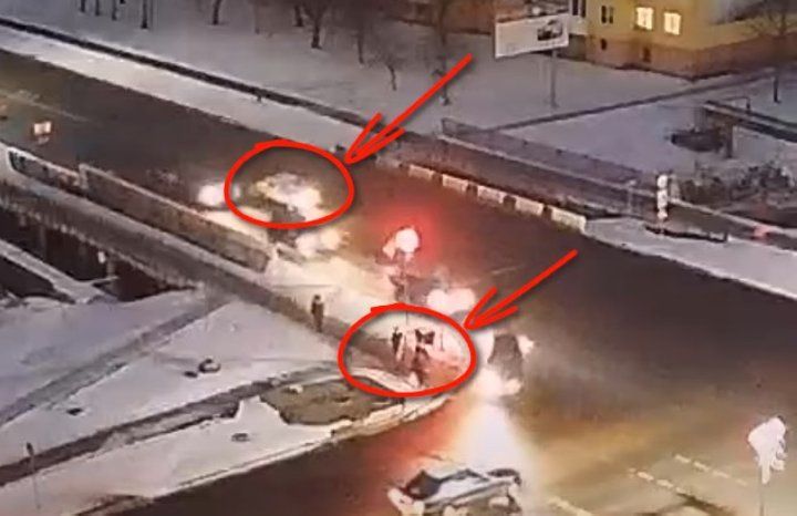 В Кобрине автомобиль сбил человека. Есть видео