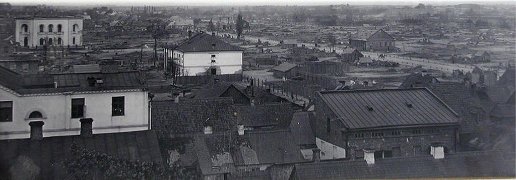 4-5 мая 1895 гг. Крупный пожар, в котором сгорело 1600 домов в центре Бреста, без крыши над головой осталось около 30 тысяч горожан