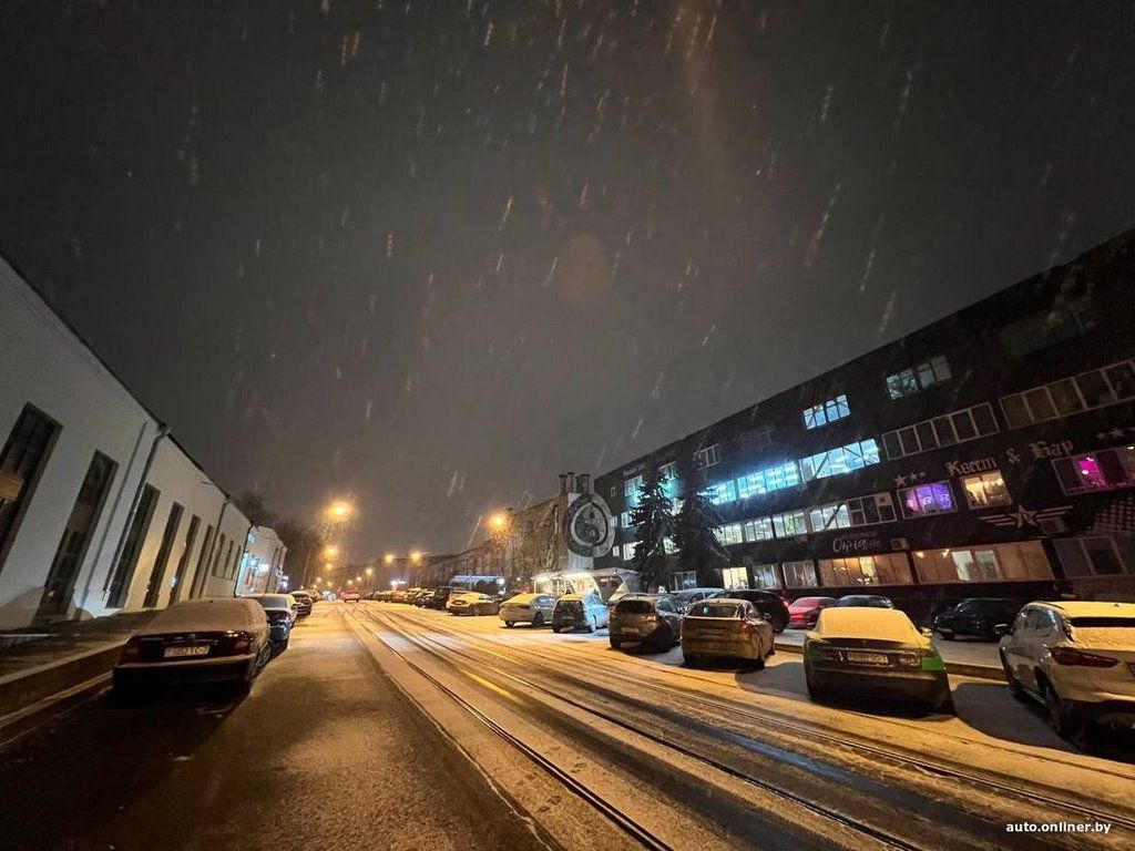 В Минске выпал снег