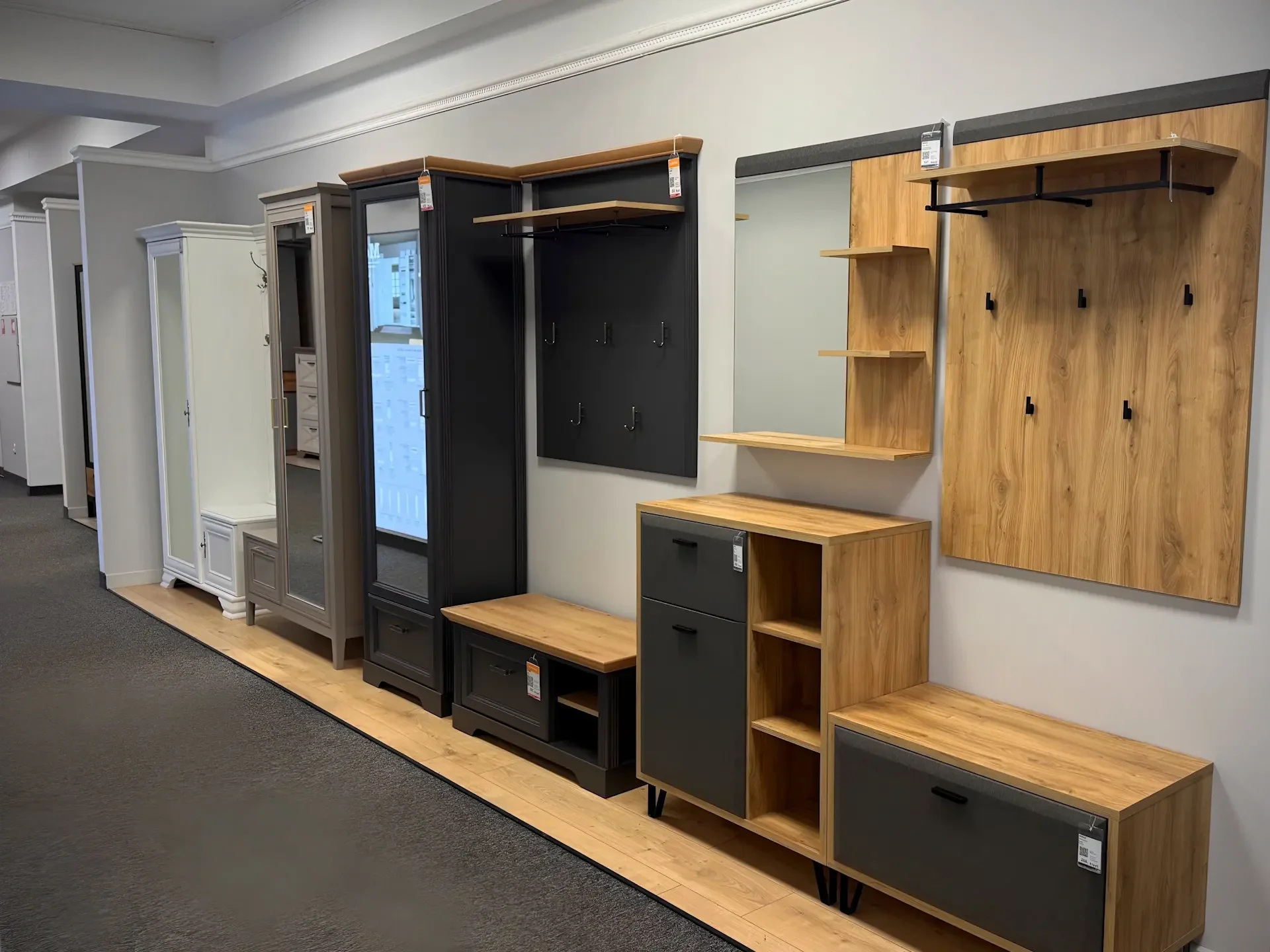 Black Red White — Мебель — фото 8