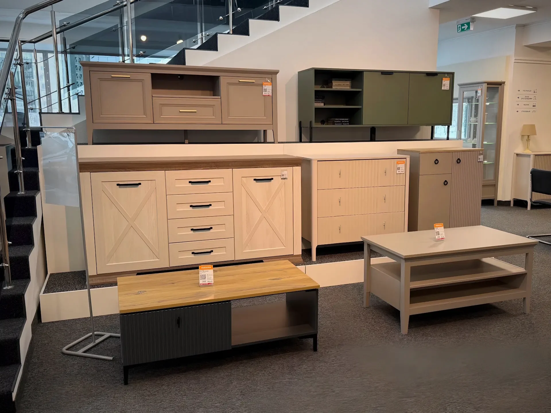 Black Red White — Мебель — фото 9