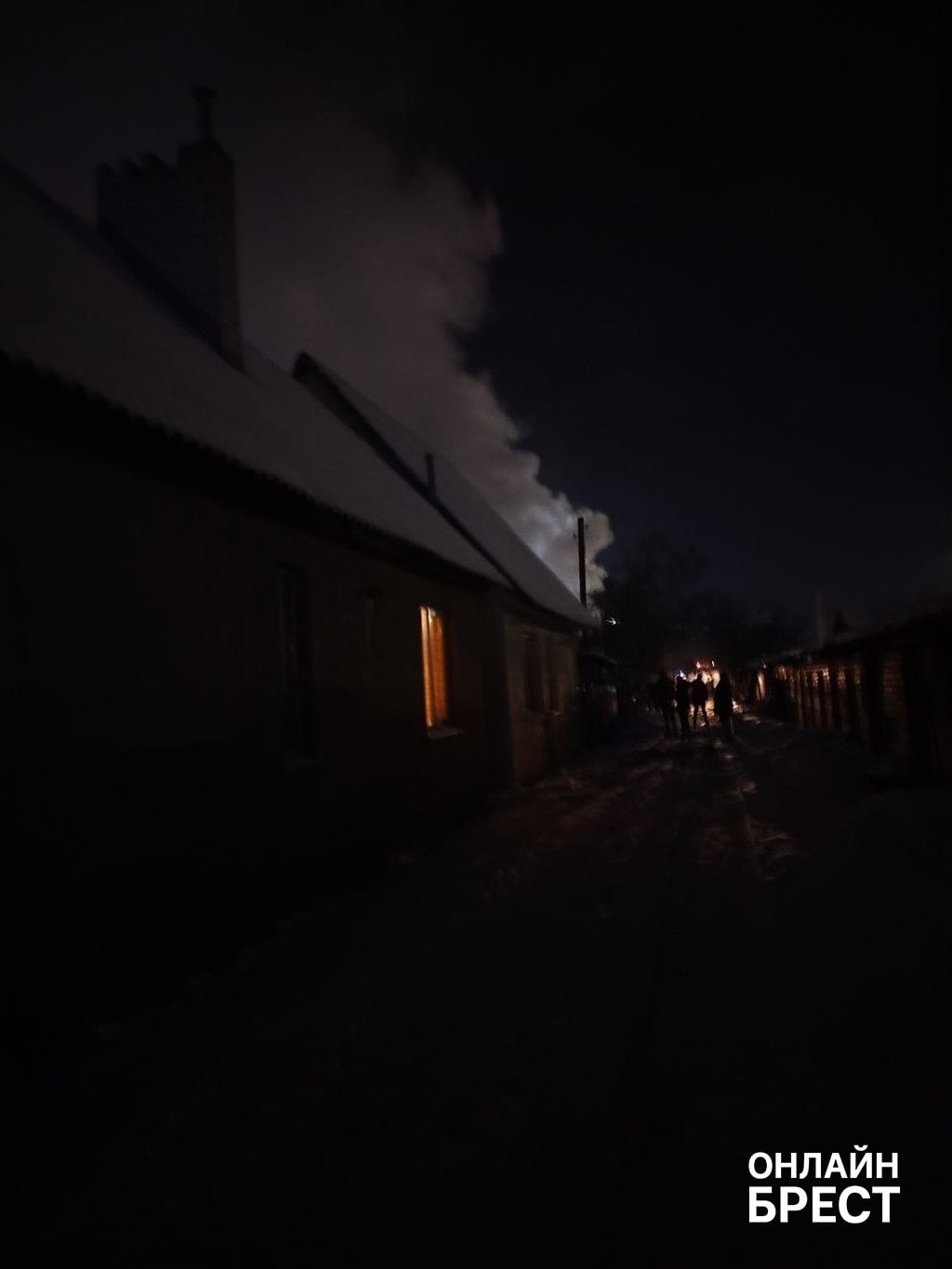 На пожаре в Бресте благодаря АПИ спасена семья