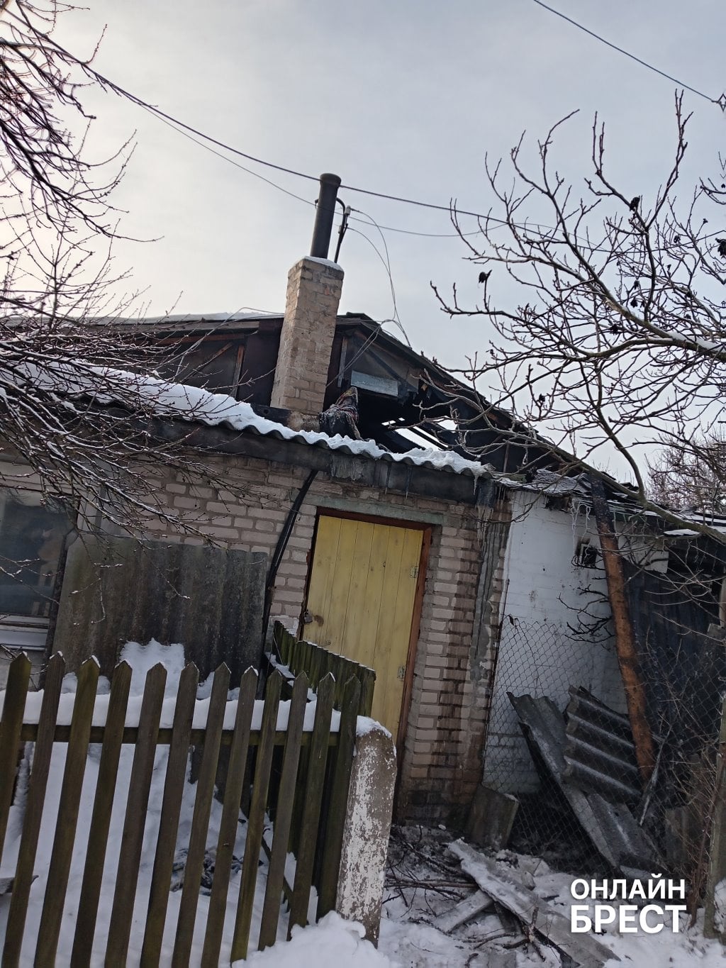 На пожаре в Бресте благодаря АПИ спасена семья