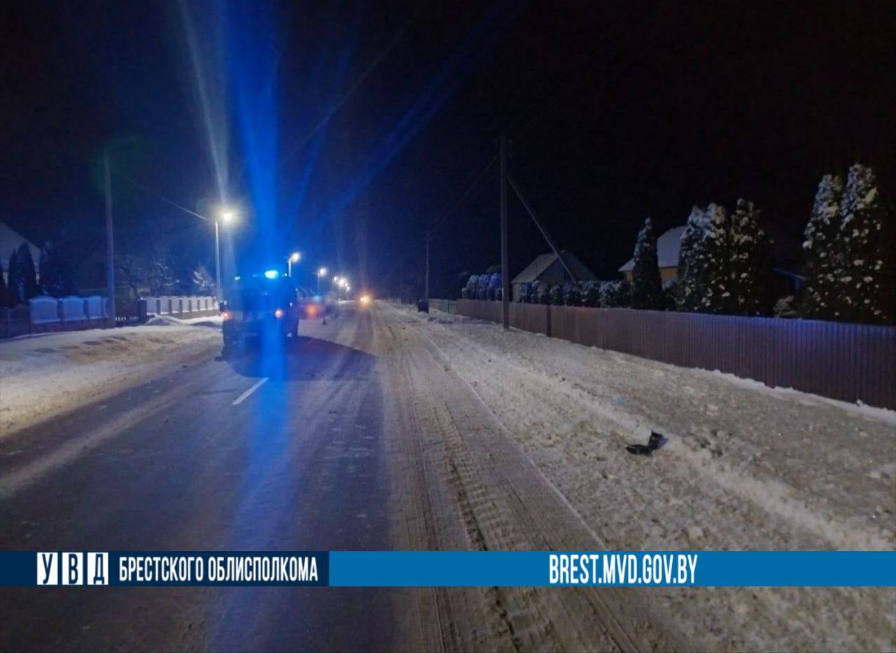 Пьяный водитель на Mercedes сбил пешехода в Каменецком районе, а затем скрылся — его задержали в Бресте