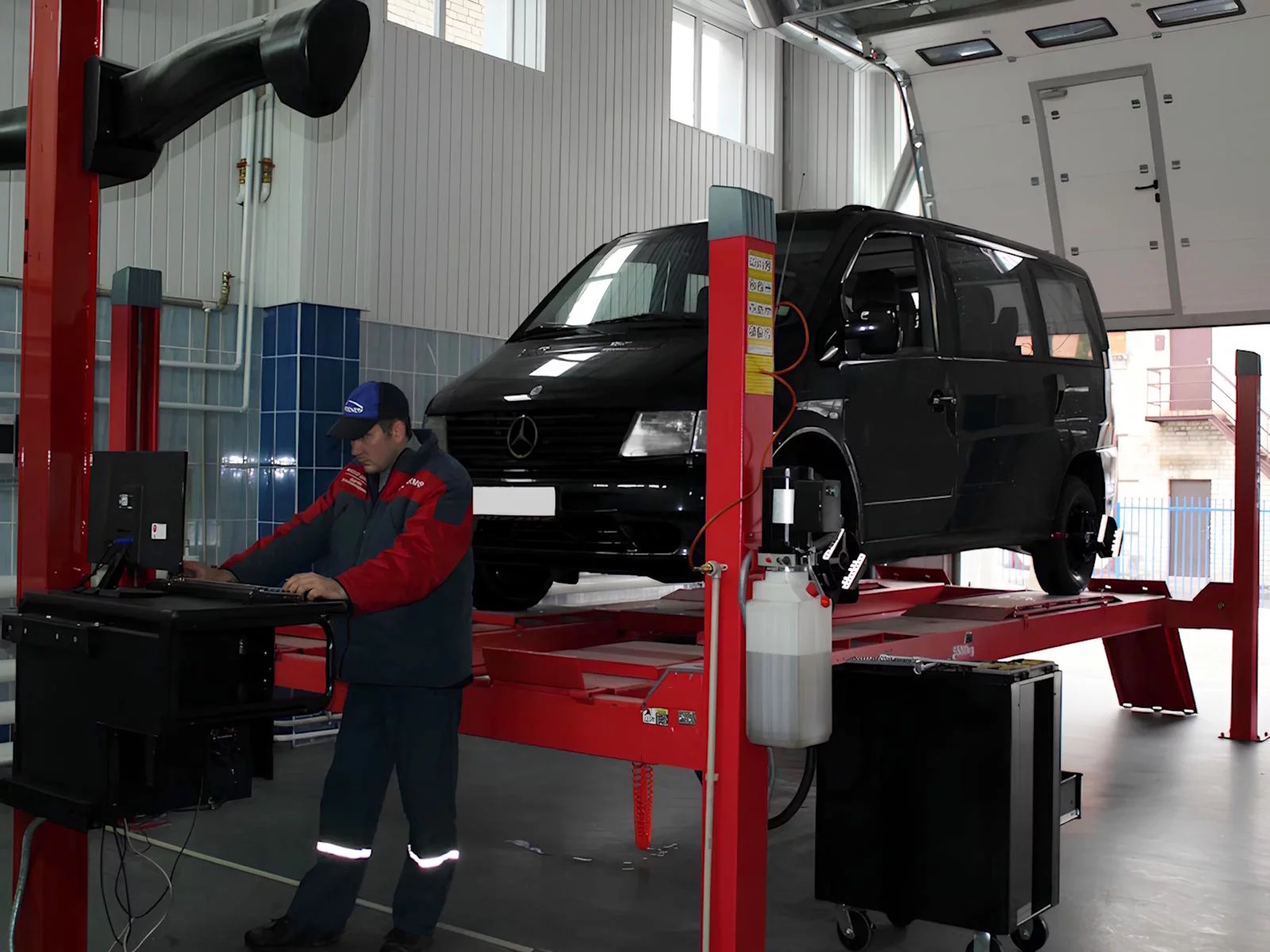 Зачем «АВТО МОЛЛ» начал проверять свои же автомобили на независимой станции «Белтехосмотр» в Бресте?