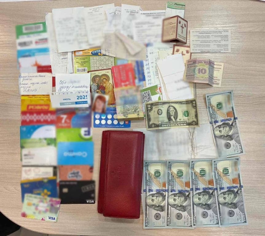 За кошелек с 2400 рублей жительнице Бреста теперь грозит до 3 лет тюрьмы