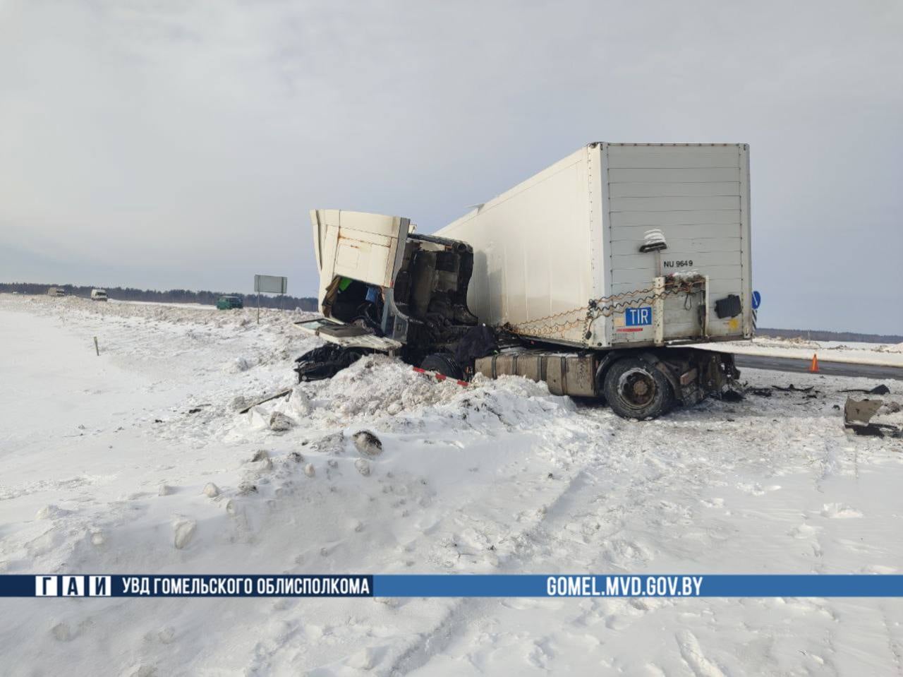 Фура врезалась в BMW — подробности ДТП