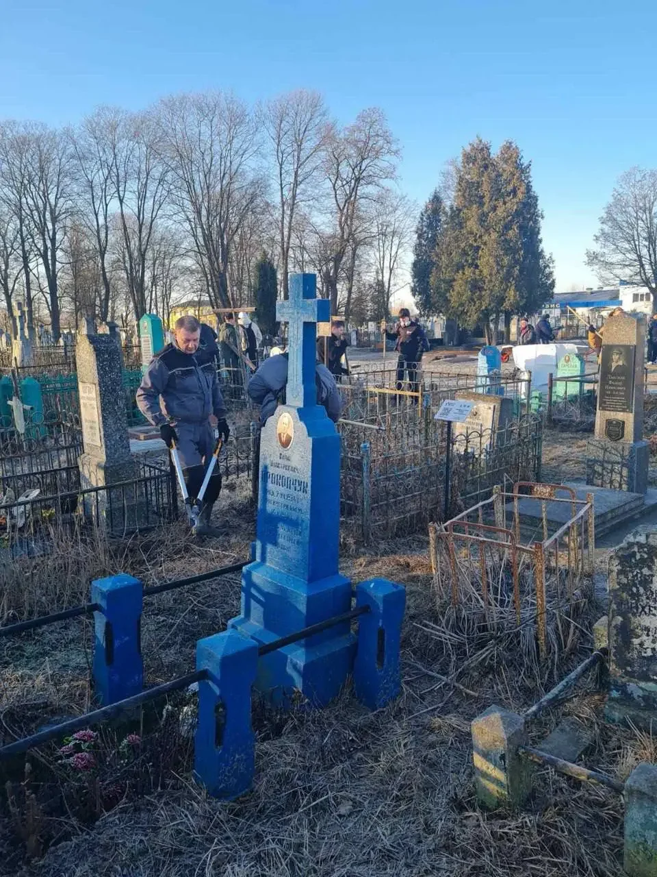 На месте нового пляжа навели порядок. Как в Бресте проходит субботник