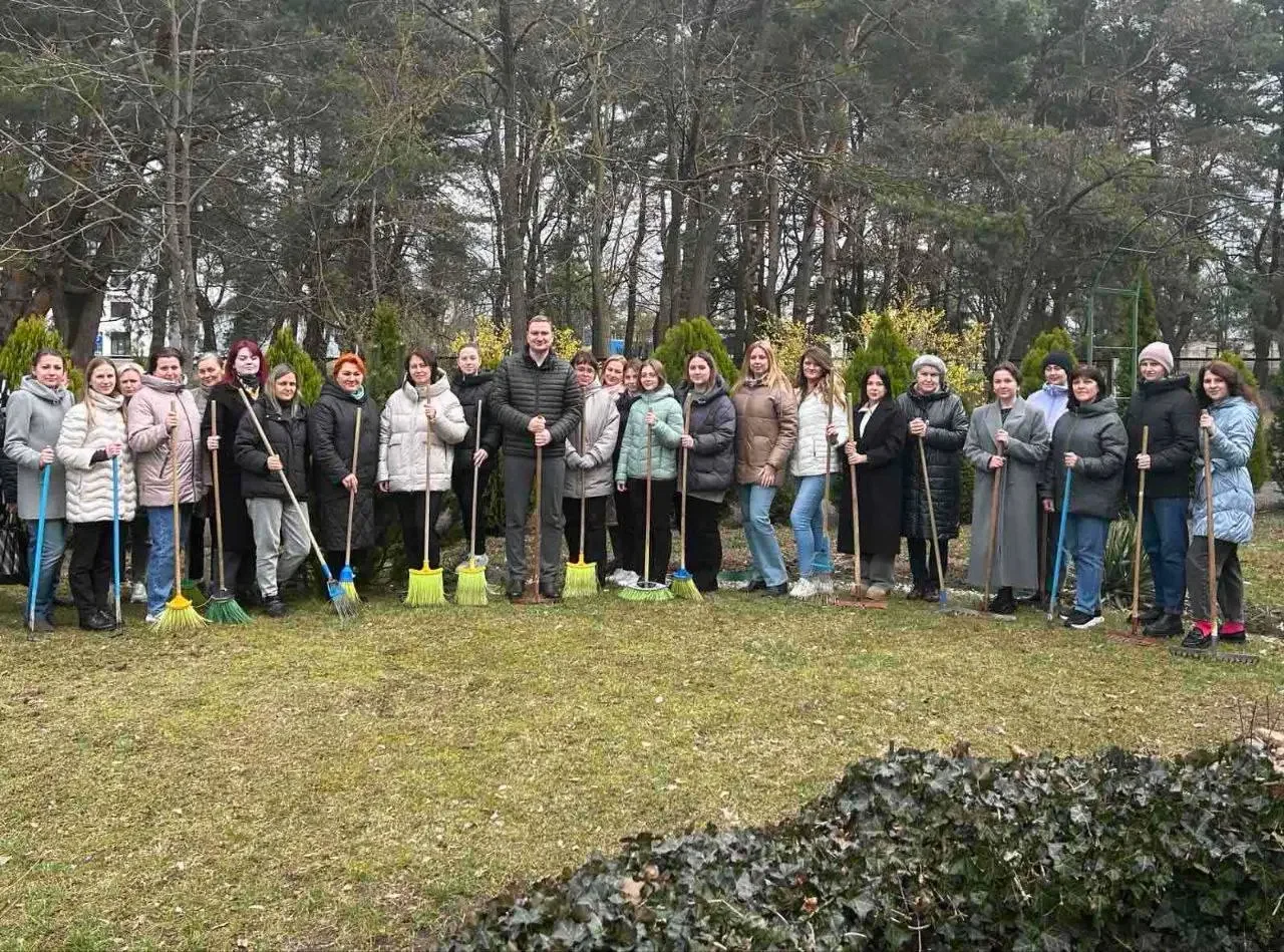 На месте нового пляжа навели порядок. Как в Бресте проходит субботник