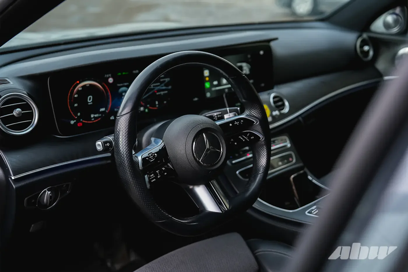 Откровенный рассказ девушки из бизнес-такси