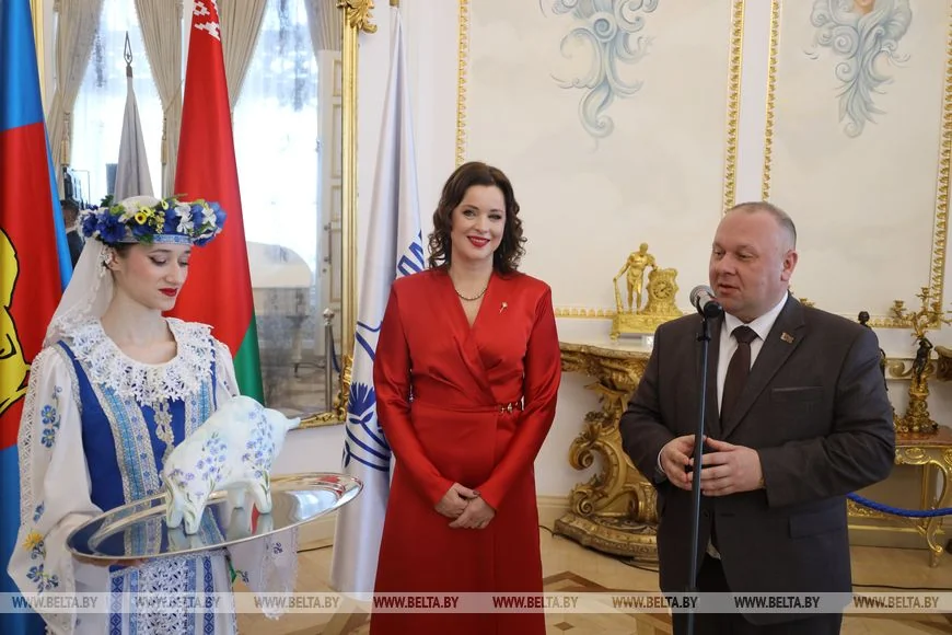 В Коссовском дворце наградили победительниц конкурса «Женщина года» Брестской области