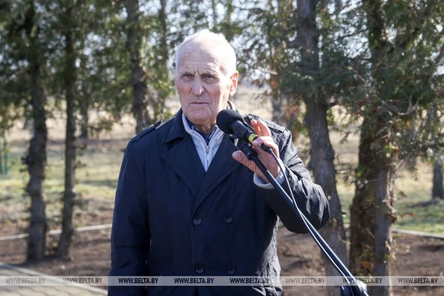 Останки 12 жертв геноцида белорусского народа перезахоронили в Кобрине