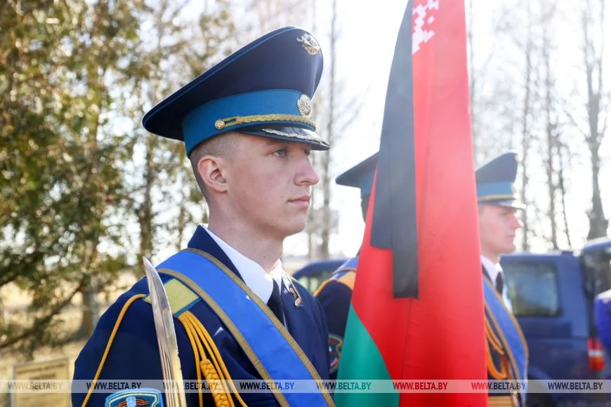 Останки 12 жертв геноцида белорусского народа перезахоронили в Кобрине