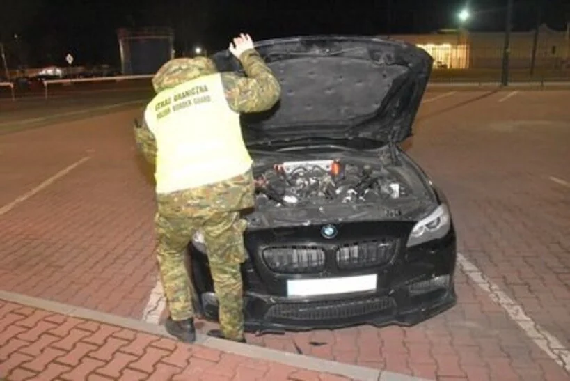 На границе в Тересполе у белоруса изъяли BMW