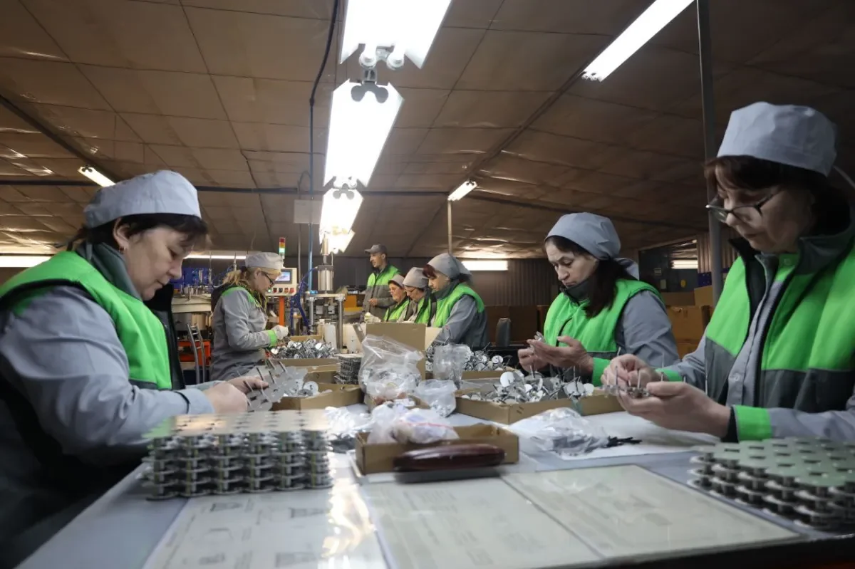 Председатель облисполкома Пётр Пархомчик посетил Брестский электроламповый завод