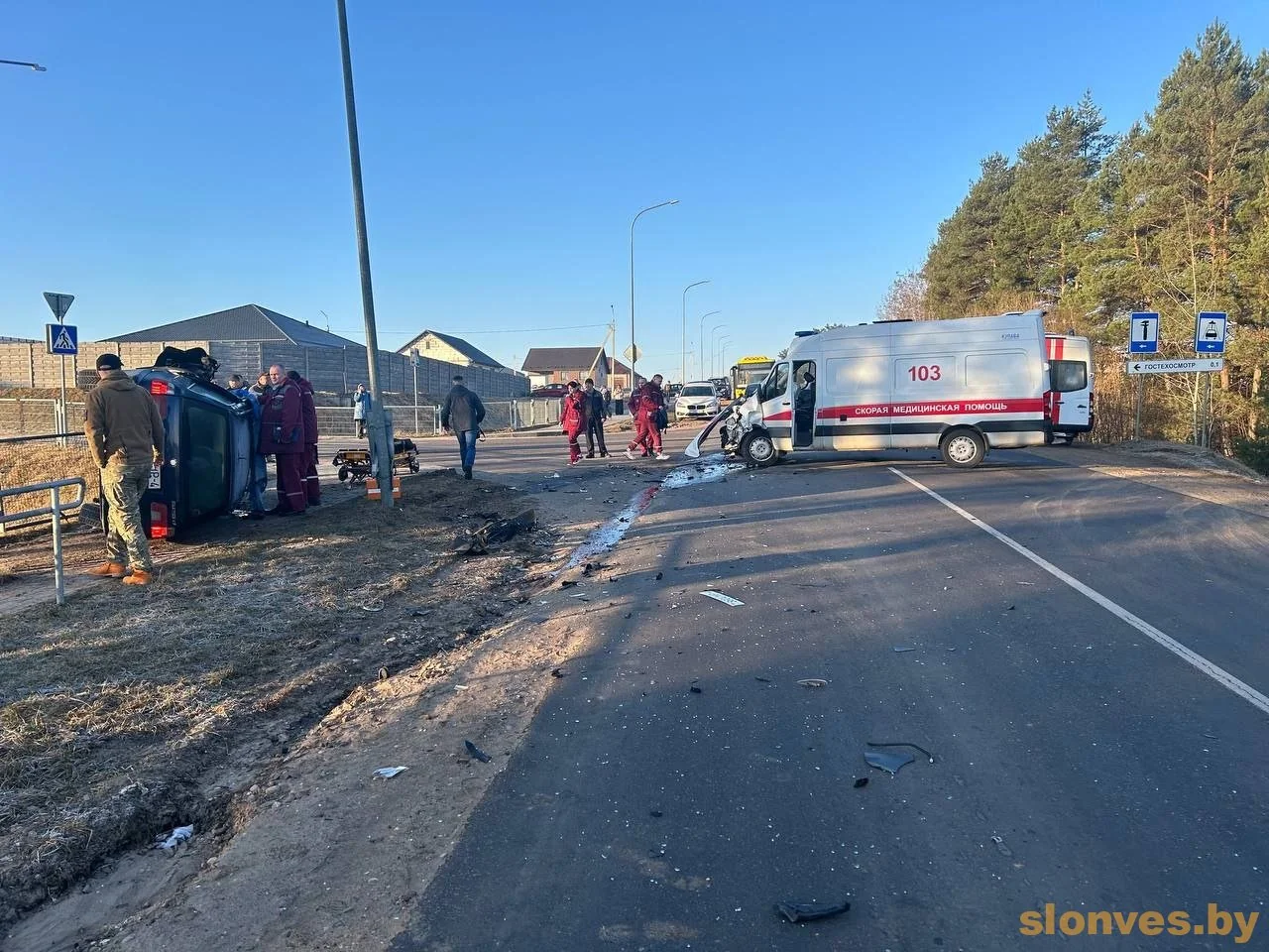 Скорая помощь и BMW столкнулись в Слониме — что известно о происшествии