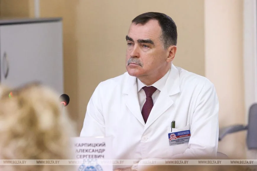 Министр здравоохранения посетил больницу в Бресте: о чем говорили с медиками